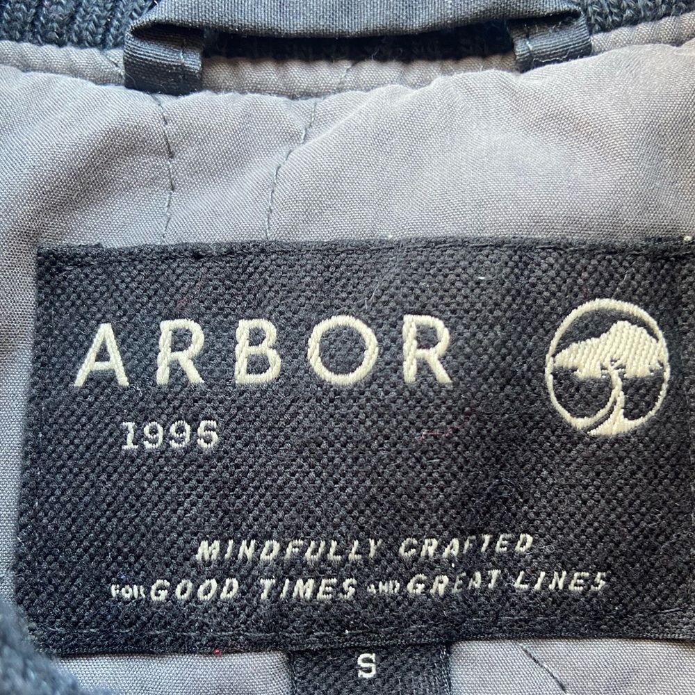 Arbor Collective Assist Vest - Picture 3 of 5
